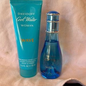 -Davidoff  Cool Water for Women Bundle